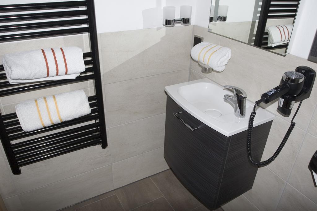 Gaestehaus Lehr كيندينغ الغرفة الصورة